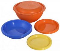 Миниатюра: Набор посуды пласт. 13пр (миска с крышкой, тарелки d16см (4шт), d18см (4шт), d22см (4шт))  Дачный