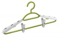 Миниатюра: Вешалка-плечики пласт. р-р 48-54, универсальная с накладками и зажимами цвет микс (30)