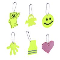 Миниатюра: Брелок светоотражающий, ПВХ, 4,2-5х5-5,8 см, цепочка, пакет, 6 дизайнов