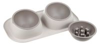 Миниатюра: Миска для животных пласт. 220*400*90мм, двойная (миски 0,45л)+миска 0,3л в подарок ТВИКС МАКСИ