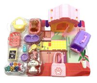 Миниатюра: Набор Аксессуаров для питомца (будка, питомец 2шт,аксессуары) 20*18см / пакет 8016-12