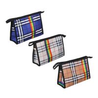 Миниатюра: Косметичка 23*16*7см, 3 цвета  ПВХ, полиэстер